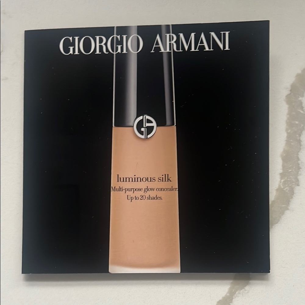 Giorgio Armani Tan Concealer Luminous Silk